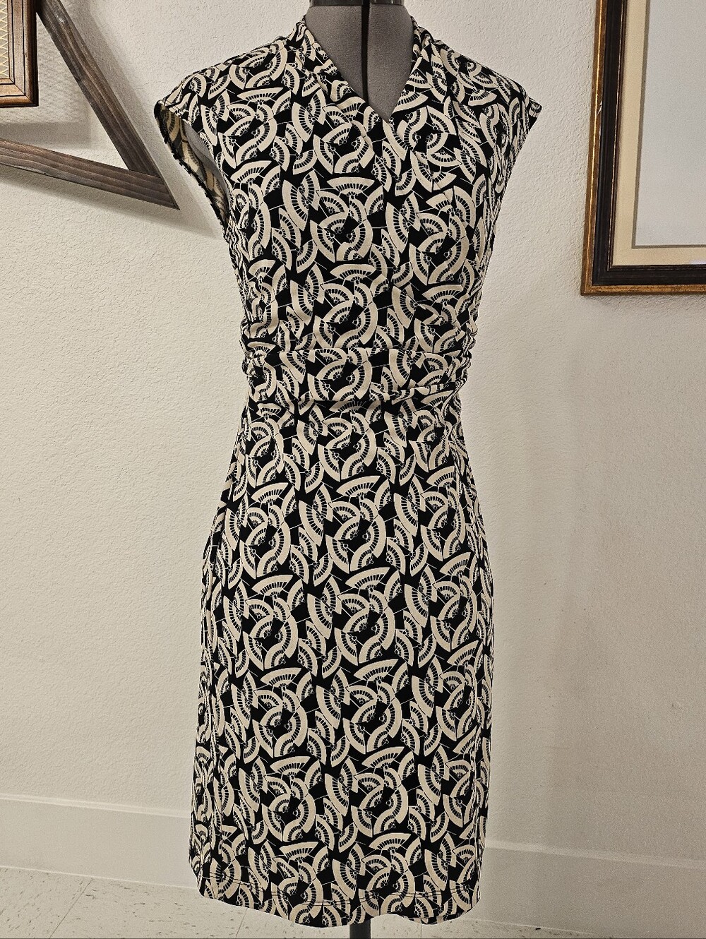 BCBG MaxAzria Hand Fan Wrap Dress